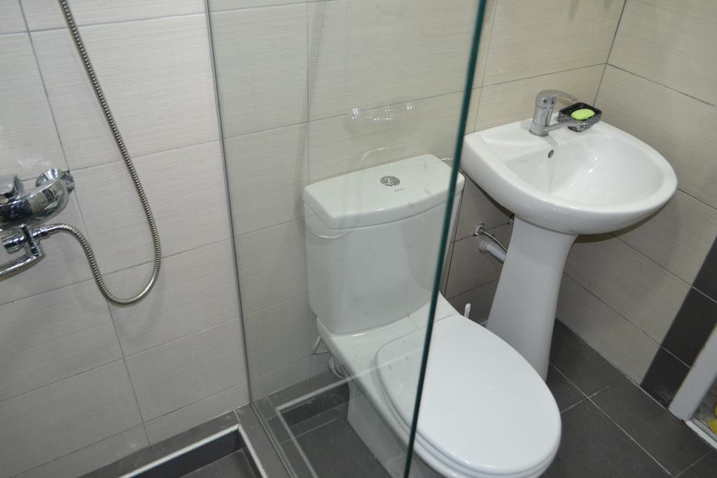 Apartment Near The Beach Batumi-고니오 외부 사진