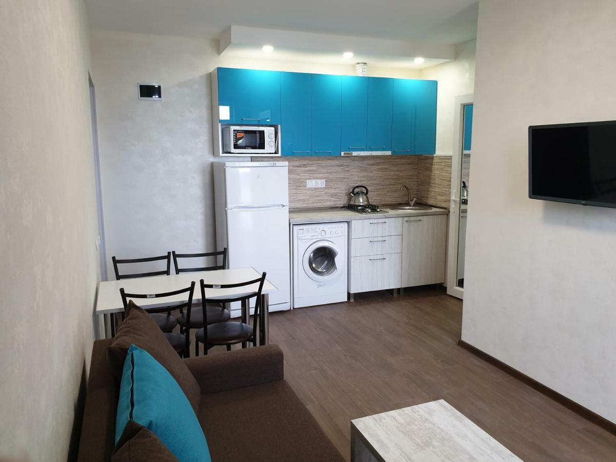 Apartment Near The Beach Batumi-고니오 외부 사진